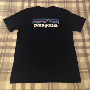 NWOT Men’s Patagonia T-Shirt Size Large